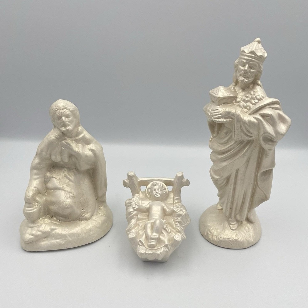 Vintage 1960s–70s Atlantic‎ Mold Nativity Set Shepherd Wise Man Baby Jesus 8"